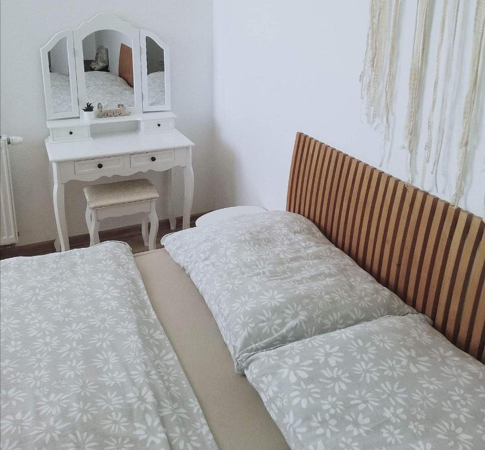 Apartmany Zeleny Dom Podhájska Екстериор снимка