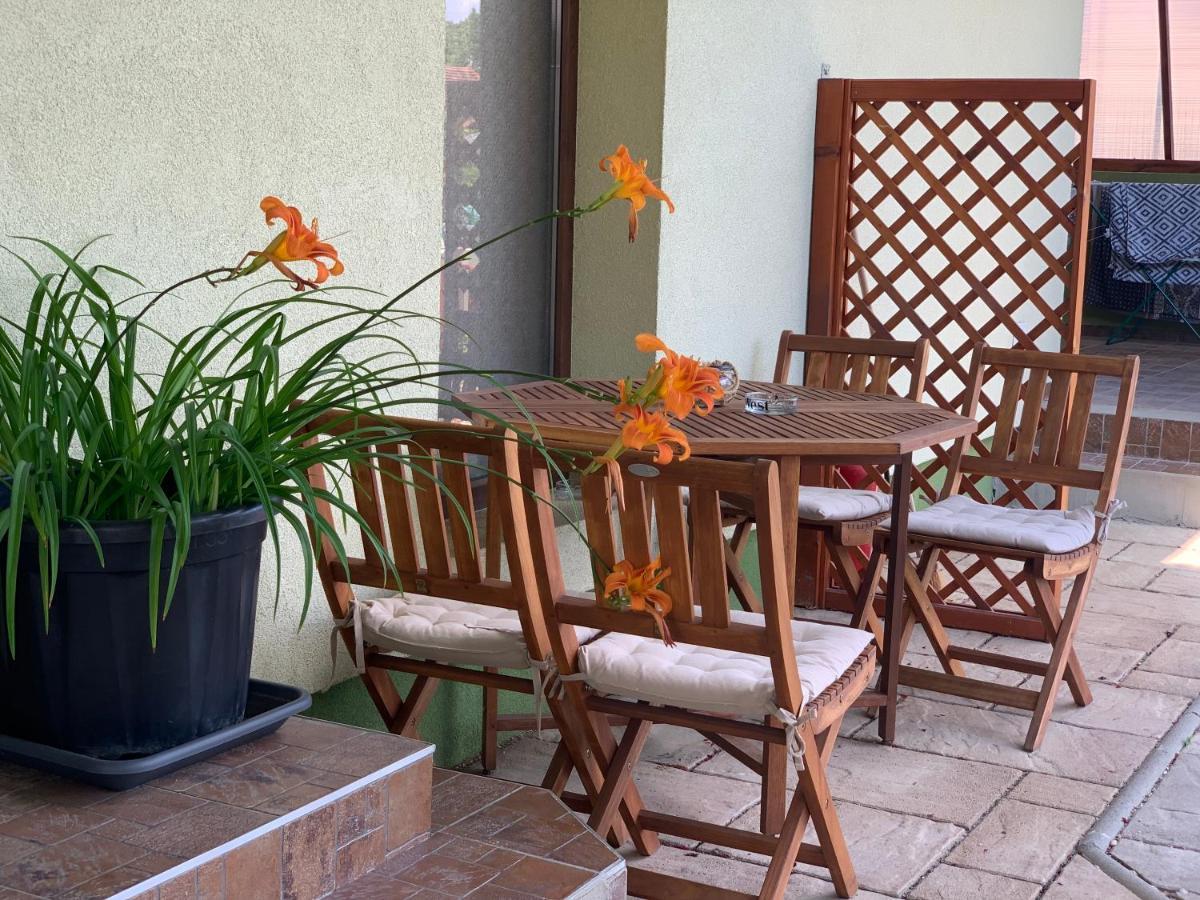 Apartmany Zeleny Dom Podhájska Екстериор снимка