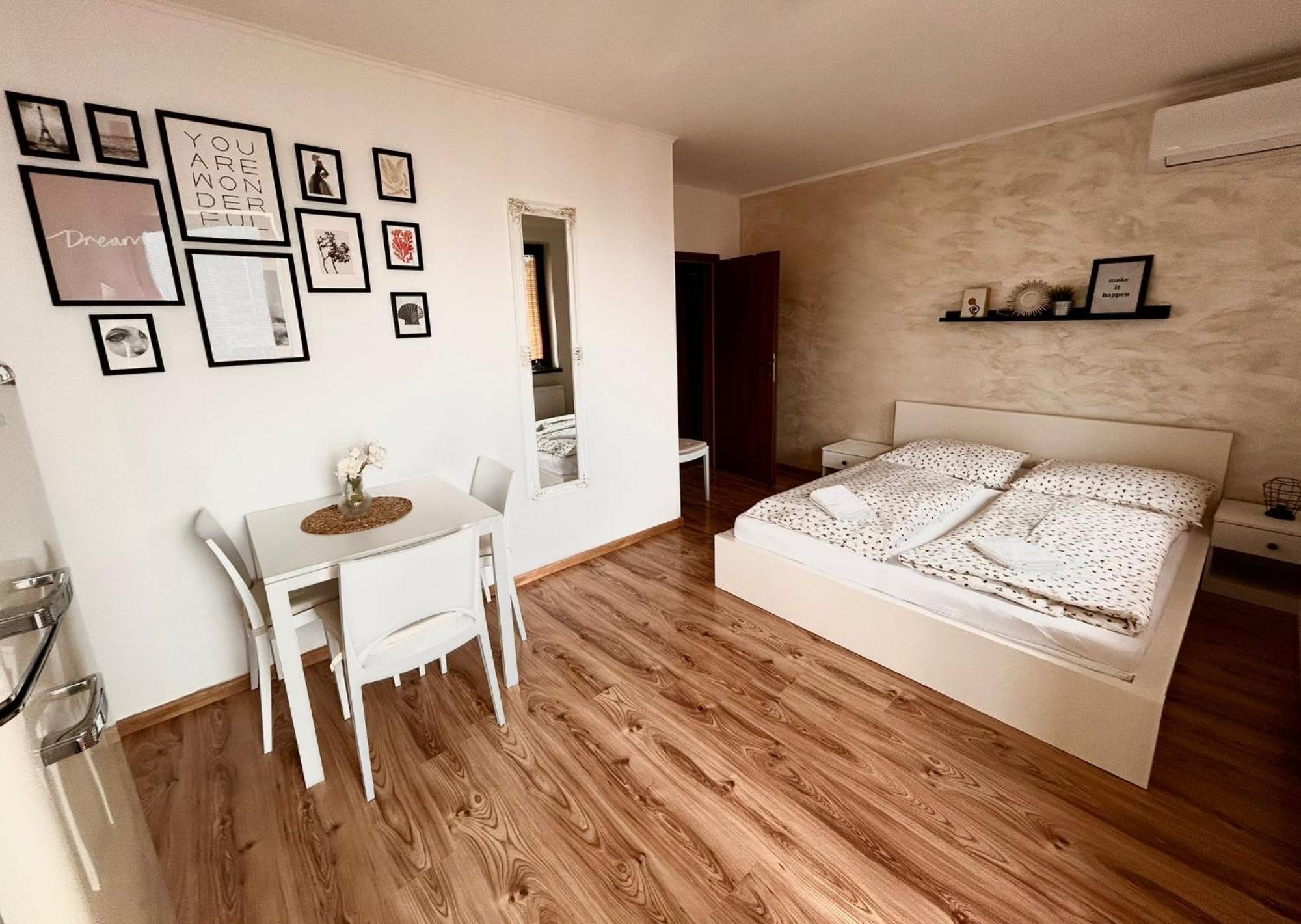 Apartmany Zeleny Dom Podhájska Екстериор снимка